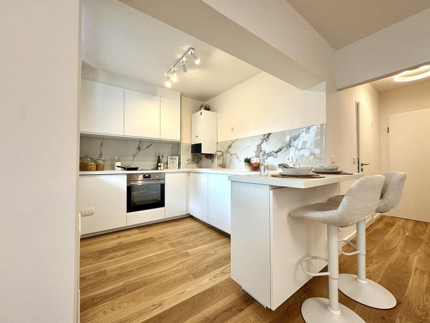 Predaj bytu 1-izbový 48 m², Kölner Str. 44, Postanschrift, Düsseldorf - Stadtmitte, Severné Porýnie - Westfálsko Predaj bytu 1-izbový 48 m², Kölner Str. 44, Postanschrift, Düsseldorf - Stadtmitte, Severné Porýnie - Westfálsko