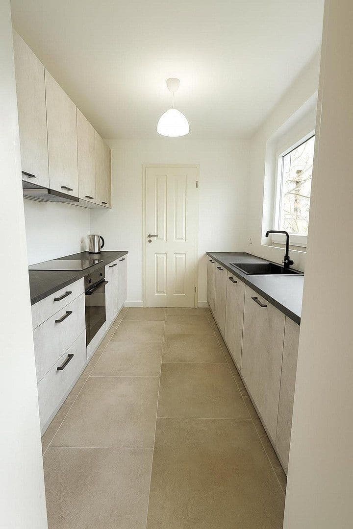 Predaj bytu 3-izbový 91 m², Esslingen am Neckar, Bádensko-Wurttembersko Predaj bytu 3-izbový 91 m², Esslingen am Neckar, Bádensko-Wurttembersko