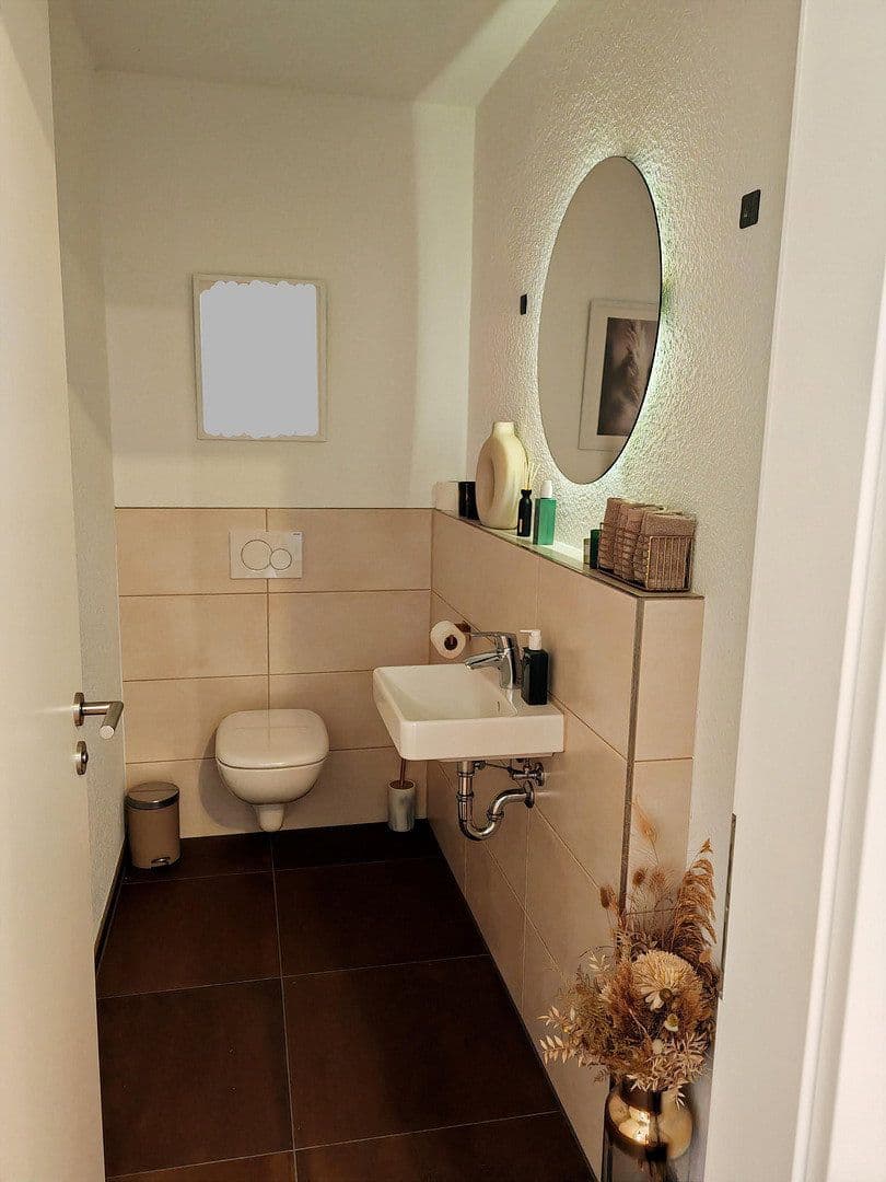 Prenájom bytu 3-izbový 85 m², Altlußheim, Bádensko-Wurttembersko Prenájom bytu 3-izbový 85 m², Altlußheim, Bádensko-Wurttembersko
