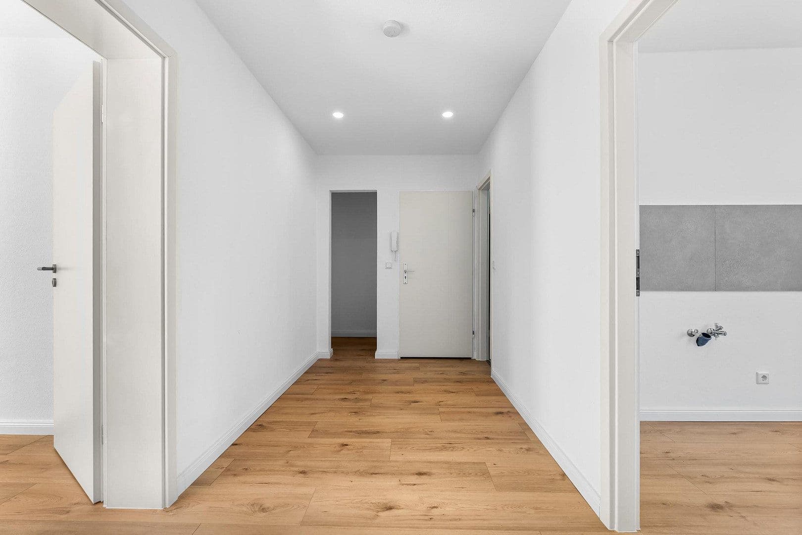 Predaj bytu 2-izbový 60 m², Kölner Straße 13, Bremen, Brémy Predaj bytu 2-izbový 60 m², Kölner Straße 13, Bremen, Brémy