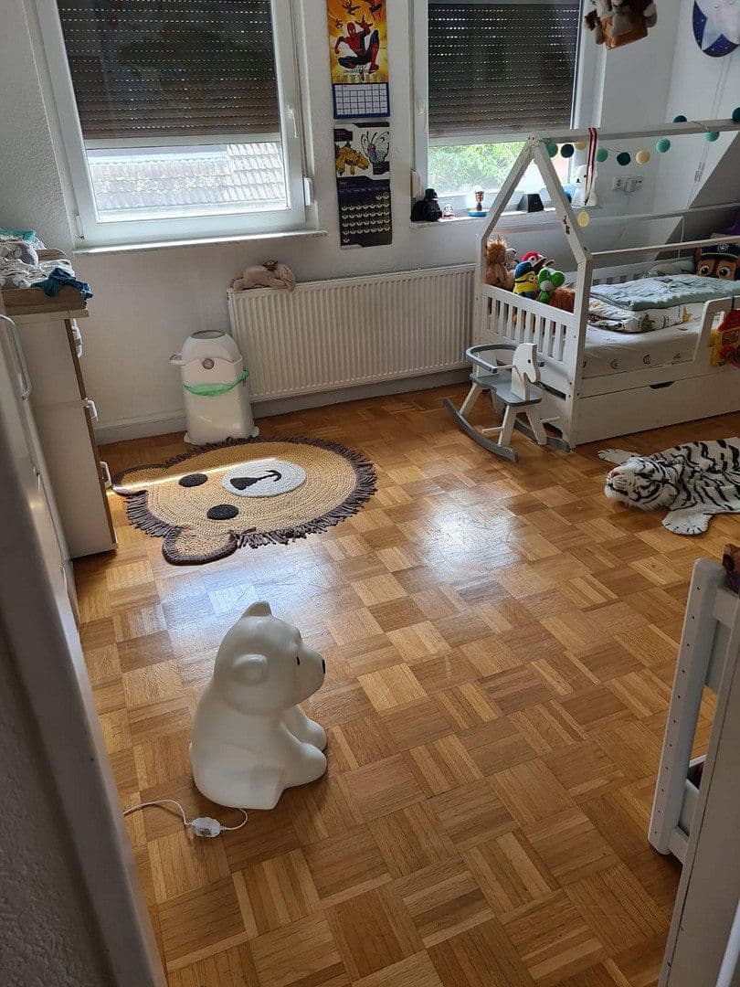 Predaj domu 155 m², pozemek 311 m², Berlin-Rudow, Berlín Predaj domu 155 m², pozemek 311 m², Berlin-Rudow, Berlín