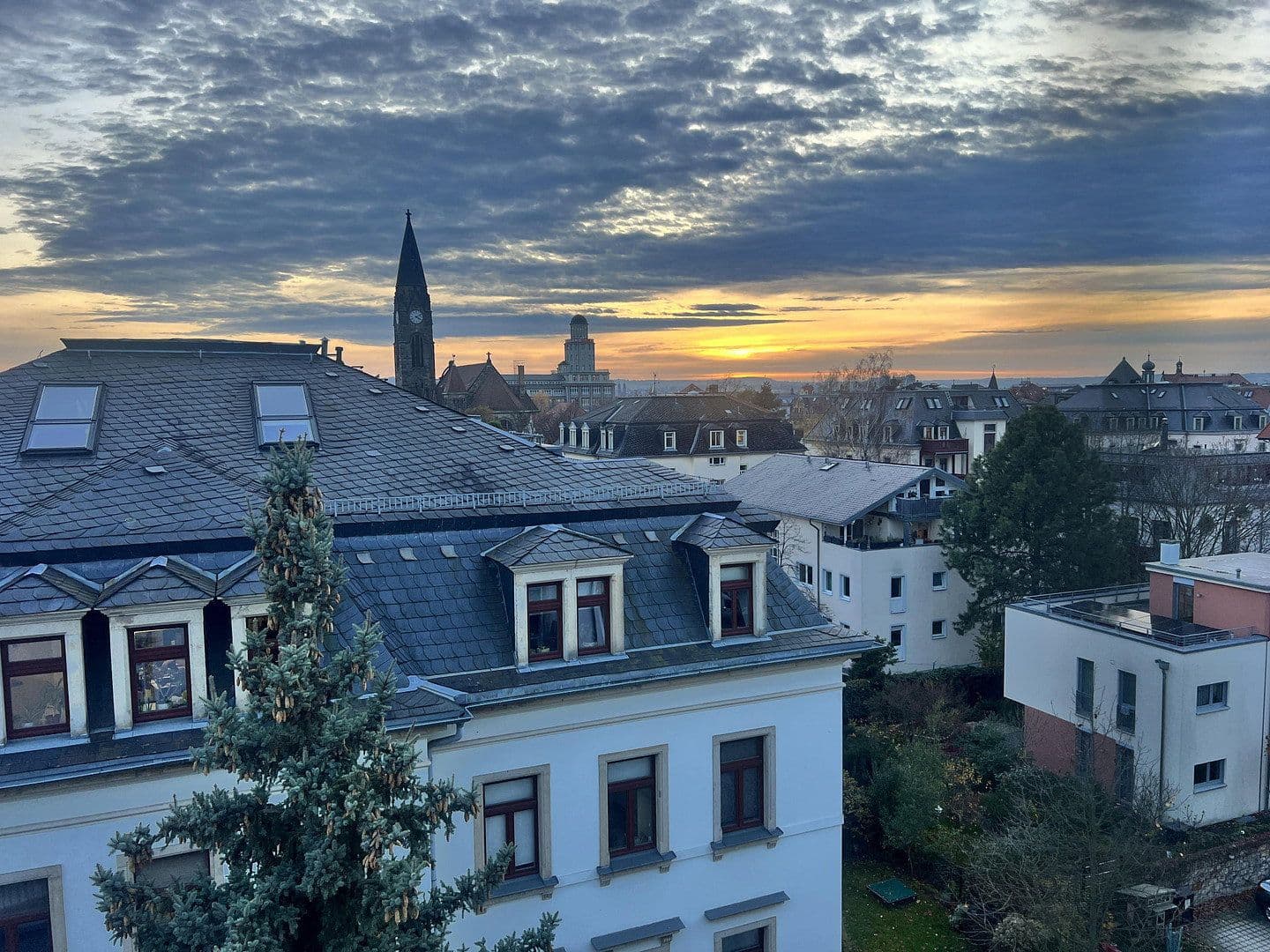 Predaj bytu 5-izbový 135 m², Glasewaldtstr. 34, Dresden, Sasko Predaj bytu 5-izbový 135 m², Glasewaldtstr. 34, Dresden, Sasko