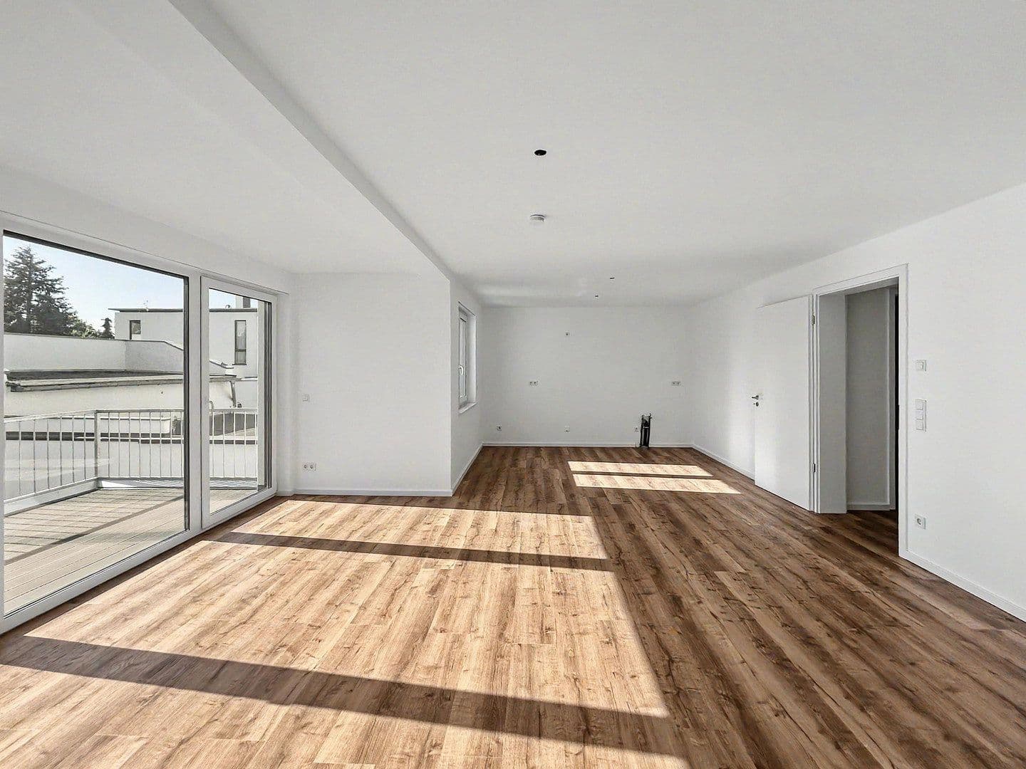 Prenájom bytu 3-izbový 82 m², Köln, Severné Porýnie - Westfálsko Prenájom bytu 3-izbový 82 m², Köln, Severné Porýnie - Westfálsko