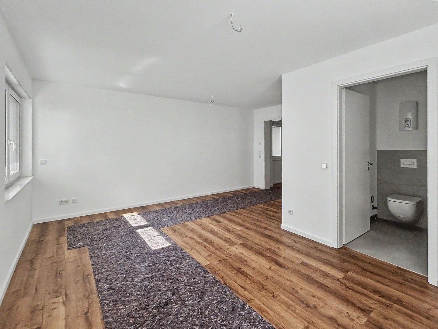Prenájom bytu 1-izbový 39 m², Köln, Severné Porýnie - Westfálsko Prenájom bytu 1-izbový 39 m², Köln, Severné Porýnie - Westfálsko