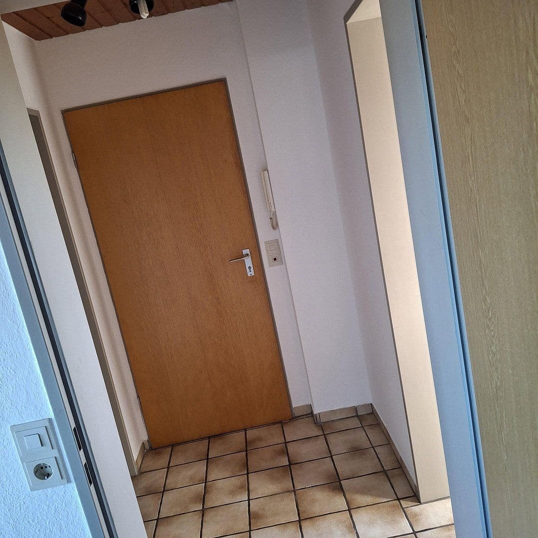 Prenájom bytu 2-izbový 40 m², Osnabrück, Dolné Sasko Prenájom bytu 2-izbový 40 m², Osnabrück, Dolné Sasko