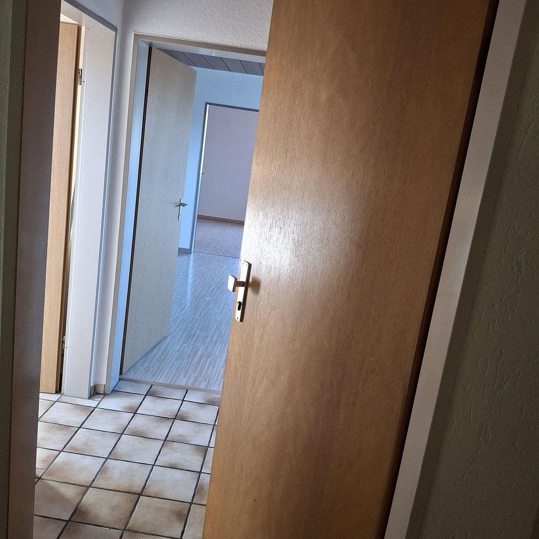 Prenájom bytu 2-izbový 40 m², Osnabrück, Dolné Sasko Prenájom bytu 2-izbový 40 m², Osnabrück, Dolné Sasko