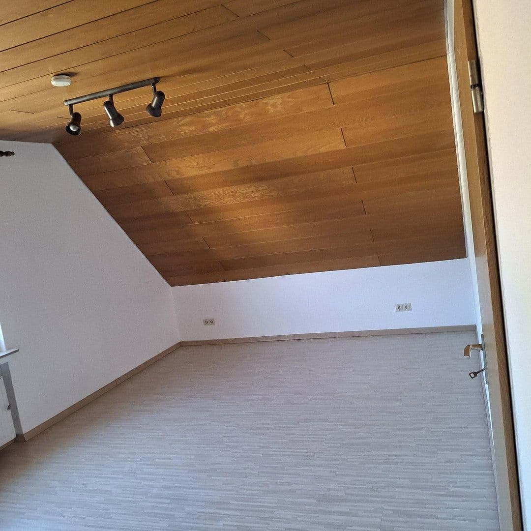Prenájom bytu 2-izbový 40 m², Osnabrück, Dolné Sasko Prenájom bytu 2-izbový 40 m², Osnabrück, Dolné Sasko