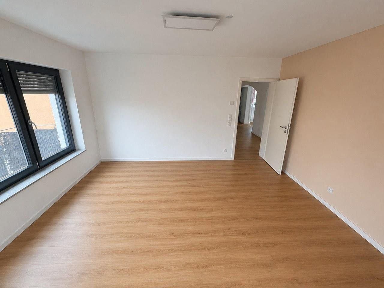 Prenájom bytu 3-izbový 87 m², Schillerstraße 9, Bad Schönborn, Bádensko-Wurttembersko Prenájom bytu 3-izbový 87 m², Schillerstraße 9, Bad Schönborn, Bádensko-Wurttembersko