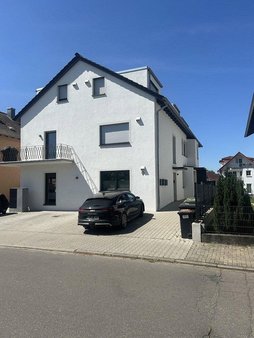 Prenájom bytu 3-izbový 87 m², Schillerstraße 9, Bad Schönborn, Bádensko-Wurttembersko Prenájom bytu 3-izbový 87 m², Schillerstraße 9, Bad Schönborn, Bádensko-Wurttembersko