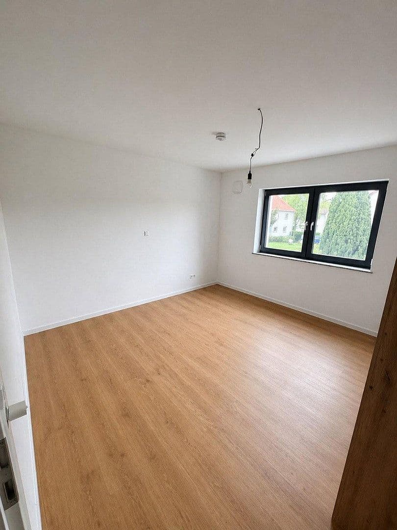 Prenájom bytu 3-izbový 87 m², Schillerstraße 9, Bad Schönborn, Bádensko-Wurttembersko Prenájom bytu 3-izbový 87 m², Schillerstraße 9, Bad Schönborn, Bádensko-Wurttembersko