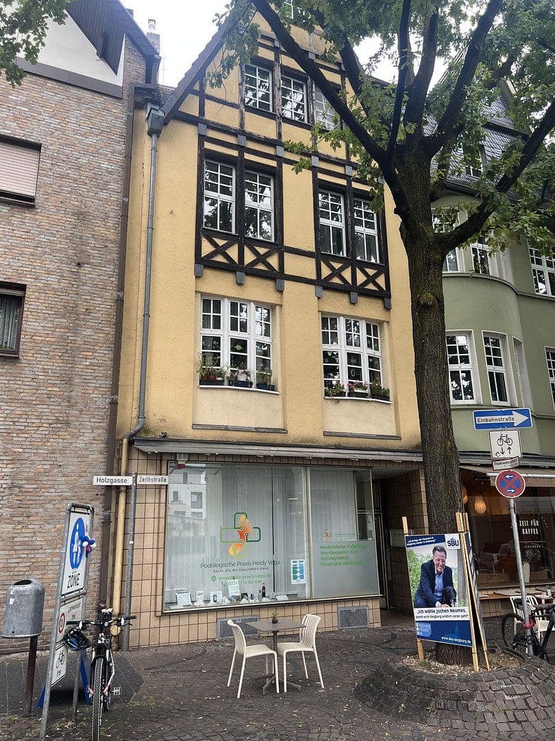 Prenájom bytu 3-izbový 88 m², Zeithstraße 3, Siegburg, Severné Porýnie - Westfálsko Prenájom bytu 3-izbový 88 m², Zeithstraße 3, Siegburg, Severné Porýnie - Westfálsko