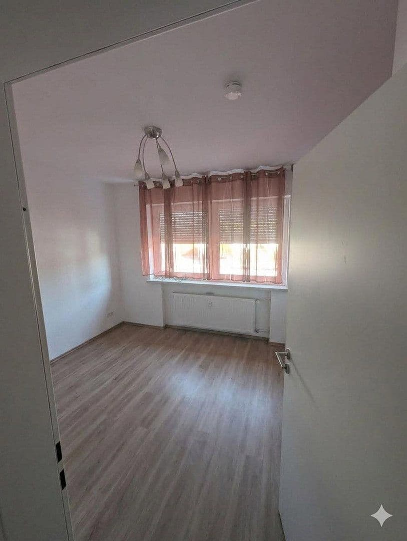 Prenájom bytu 3-izbový 82 m², Ampfing, Bavorsko Prenájom bytu 3-izbový 82 m², Ampfing, Bavorsko