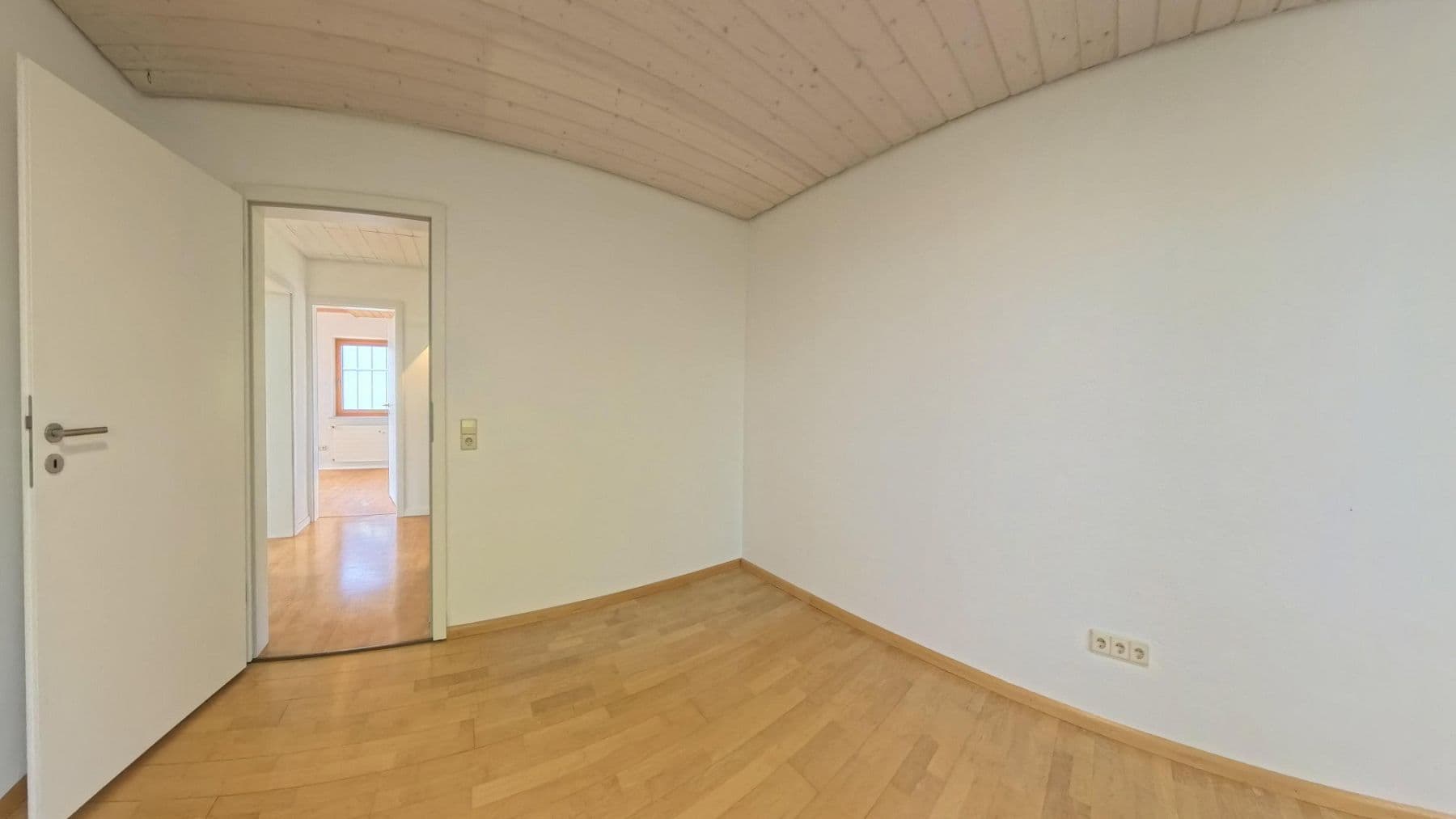 Predaj domu 173 m², pozemek 732 m², Marxzell, Bádensko-Wurttembersko Predaj domu 173 m², pozemek 732 m², Marxzell, Bádensko-Wurttembersko