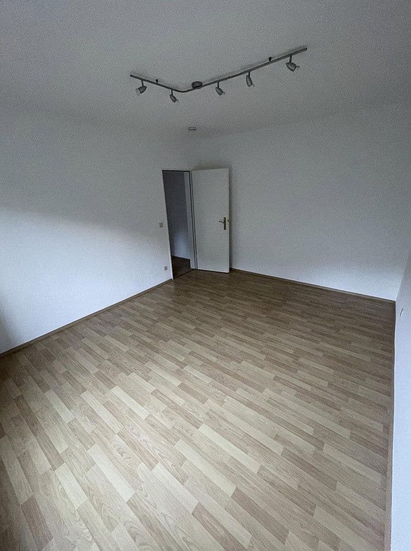 Prenájom bytu 3-izbový 76 m², Rendsburg, Šlezvicko-Holštajnsko Prenájom bytu 3-izbový 76 m², Rendsburg, Šlezvicko-Holštajnsko