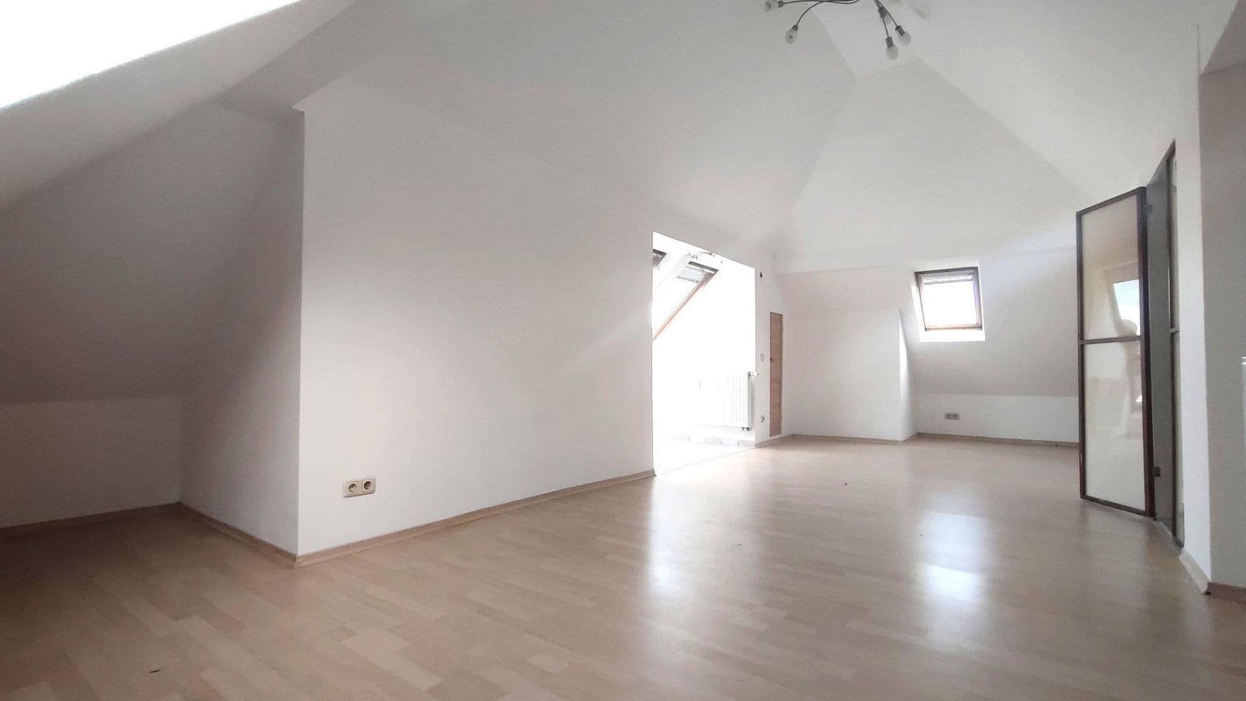 Predaj bytu 3-izbový 98 m², Augsburg, Bavorsko Predaj bytu 3-izbový 98 m², Augsburg, Bavorsko