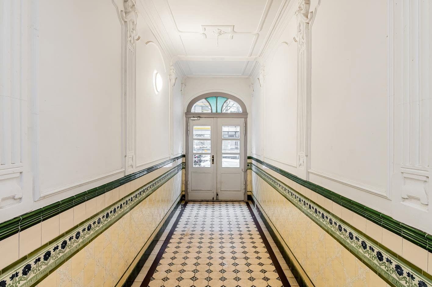 Predaj bytu 2-izbový 60 m², Erich-Weinert-Straße 16, Berlin, Berlín Predaj bytu 2-izbový 60 m², Erich-Weinert-Straße 16, Berlin, Berlín