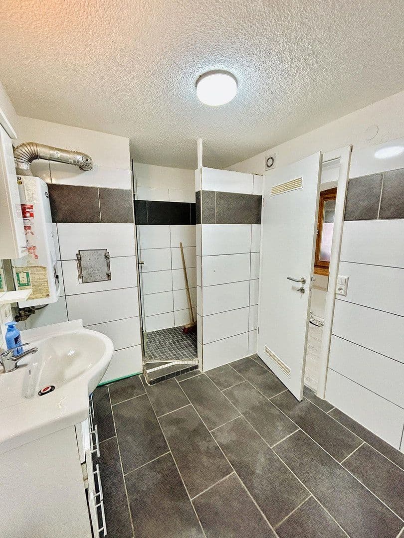 Prenájom bytu 2-izbový 40 m², Schopfheim, Bádensko-Wurttembersko Prenájom bytu 2-izbový 40 m², Schopfheim, Bádensko-Wurttembersko
