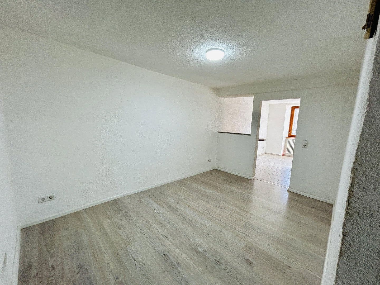 Prenájom bytu 2-izbový 40 m², Schopfheim, Bádensko-Wurttembersko Prenájom bytu 2-izbový 40 m², Schopfheim, Bádensko-Wurttembersko