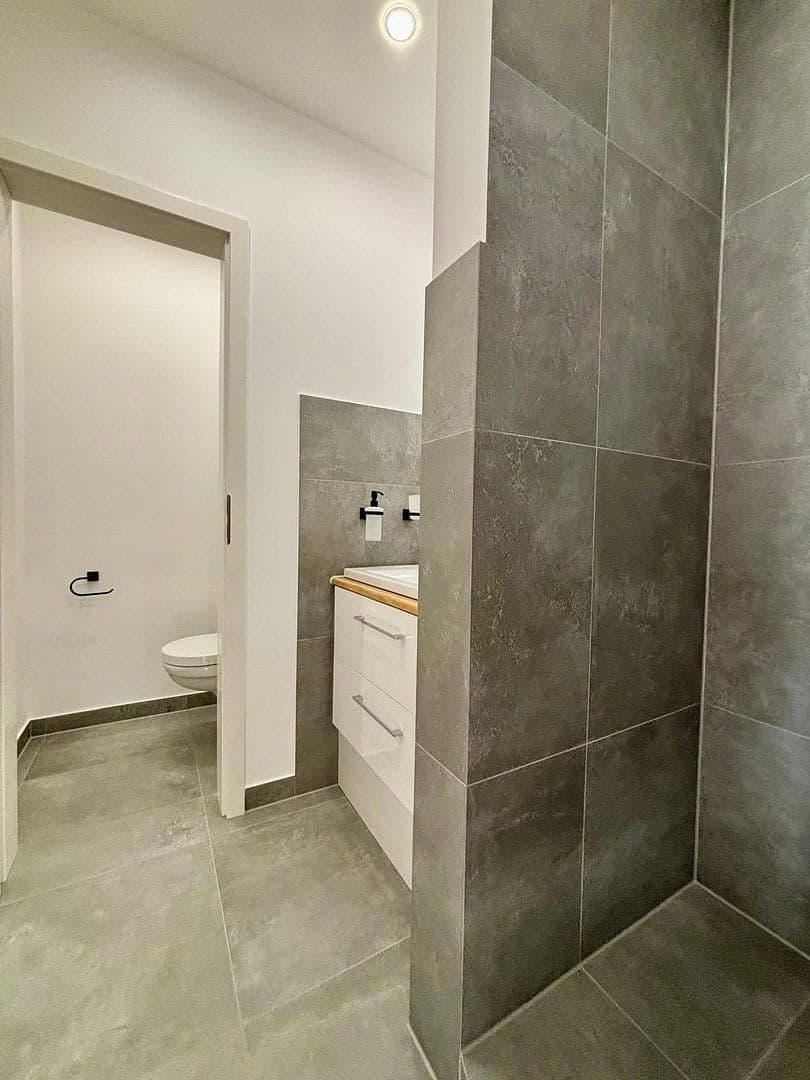 Predaj bytu 3-izbový 80 m², Bremen, Brémy Predaj bytu 3-izbový 80 m², Bremen, Brémy