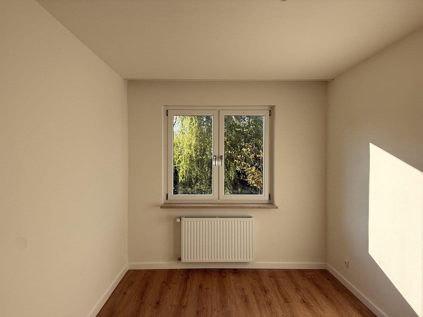 Prenájom bytu 2-izbový 75 m², Hittfelder Straße 6a, Rosengarten, Dolné Sasko Prenájom bytu 2-izbový 75 m², Hittfelder Straße 6a, Rosengarten, Dolné Sasko