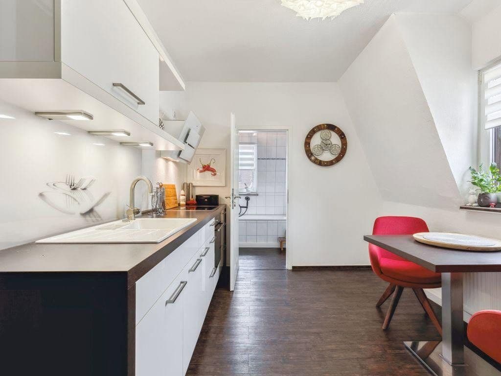 Predaj domu 642 m², pozemek 793 m², August-Bebel-Str. 9, Hirschberg, Durínsko Predaj domu 642 m², pozemek 793 m², August-Bebel-Str. 9, Hirschberg, Durínsko
