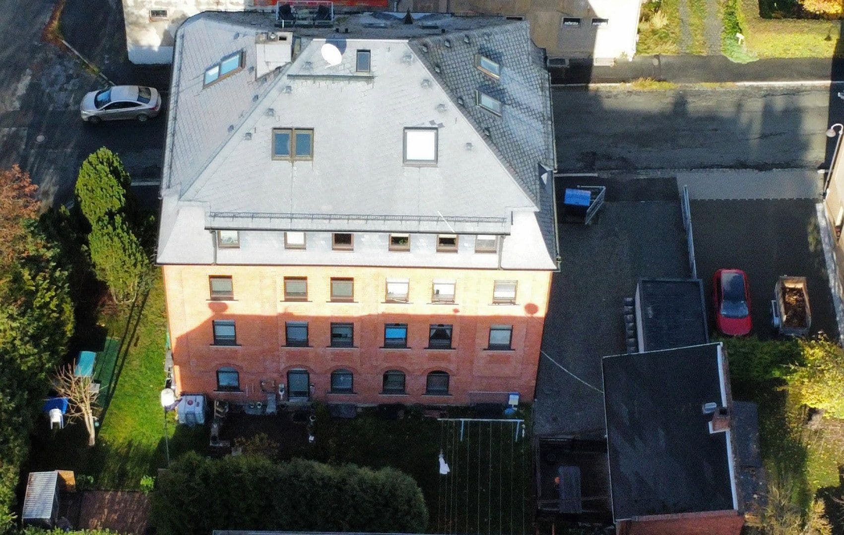 Predaj domu 642 m², pozemek 793 m², August-Bebel-Str. 9, Hirschberg, Durínsko Predaj domu 642 m², pozemek 793 m², August-Bebel-Str. 9, Hirschberg, Durínsko