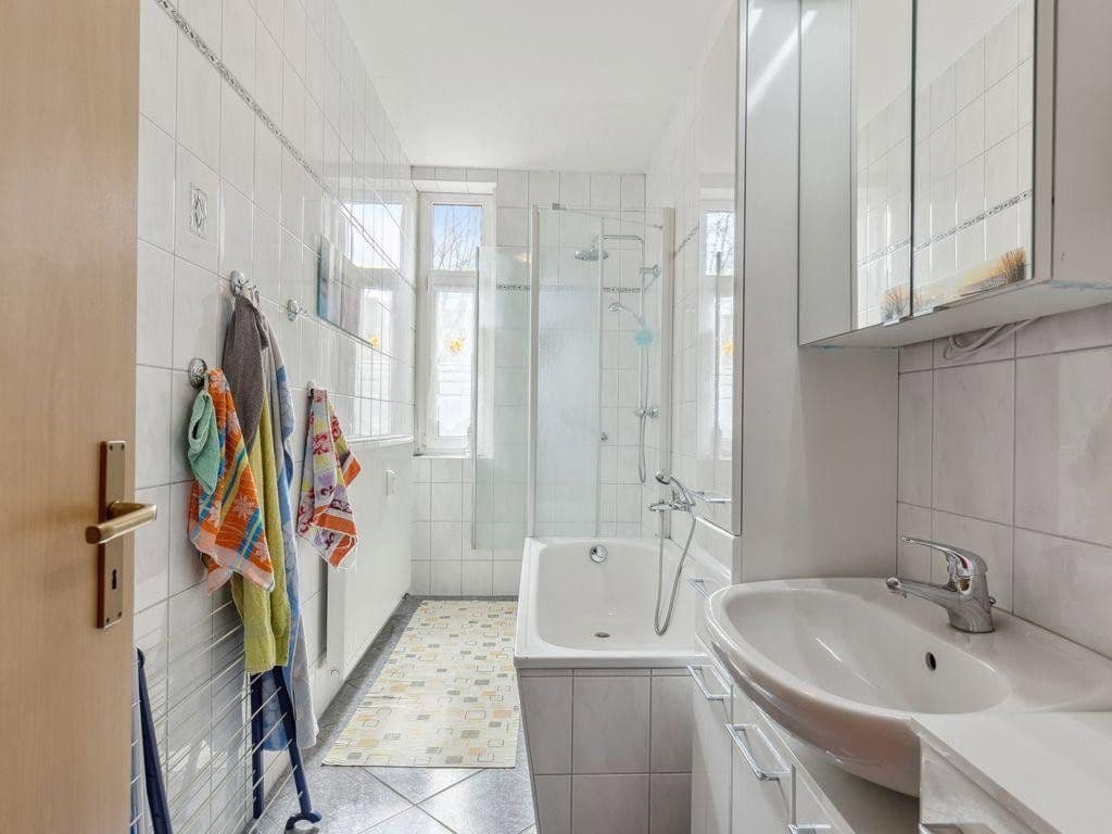 Predaj domu 642 m², pozemek 793 m², August-Bebel-Str. 9, Hirschberg, Durínsko Predaj domu 642 m², pozemek 793 m², August-Bebel-Str. 9, Hirschberg, Durínsko