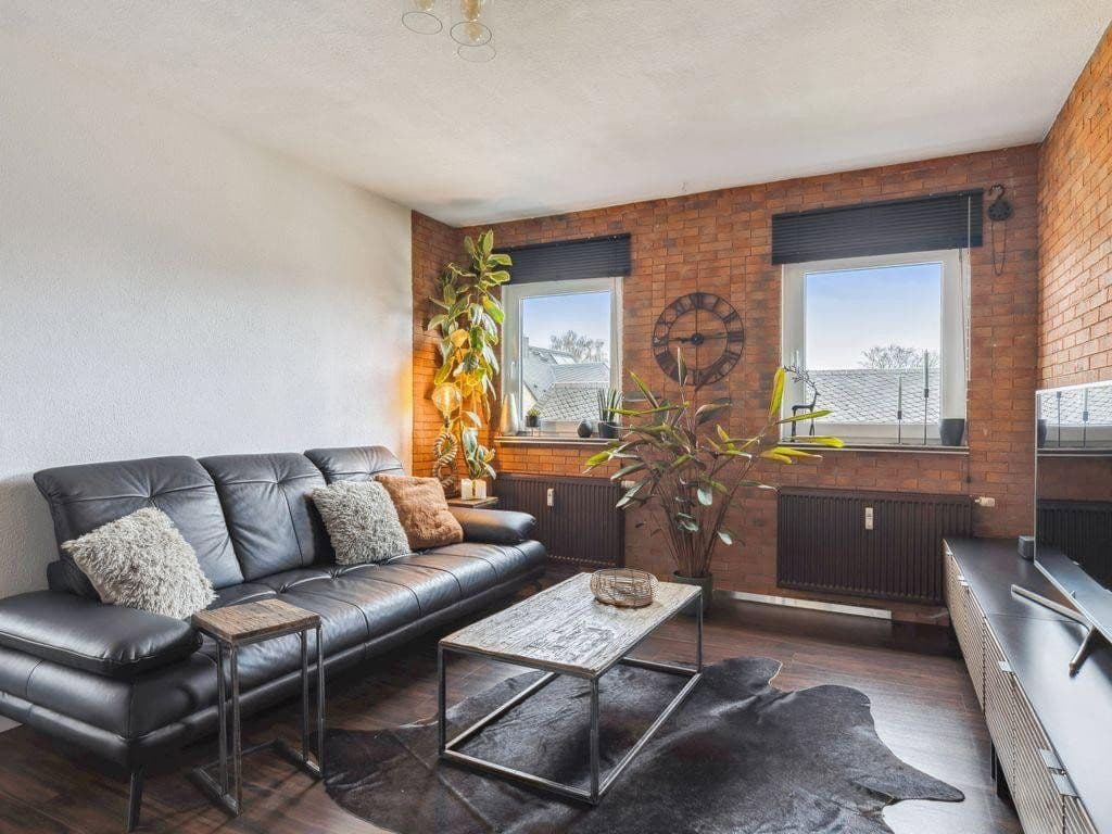 Predaj domu 642 m², pozemek 793 m², August-Bebel-Str. 9, Hirschberg, Durínsko Predaj domu 642 m², pozemek 793 m², August-Bebel-Str. 9, Hirschberg, Durínsko