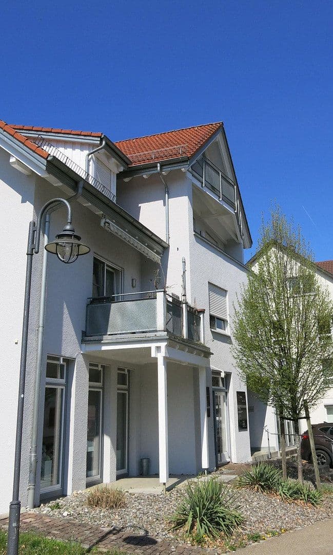 Prenájom bytu 2-izbový 60 m², Kirchheimer Str. 9, Zell unter Aichelberg, Bádensko-Wurttembersko Prenájom bytu 2-izbový 60 m², Kirchheimer Str. 9, Zell unter Aichelberg, Bádensko-Wurttembersko