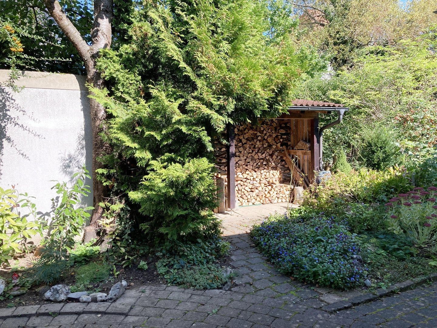 Predaj domu 221 m², pozemek 709 m², Heidenheim an der Brenz, Bádensko-Wurttembersko Predaj domu 221 m², pozemek 709 m², Heidenheim an der Brenz, Bádensko-Wurttembersko