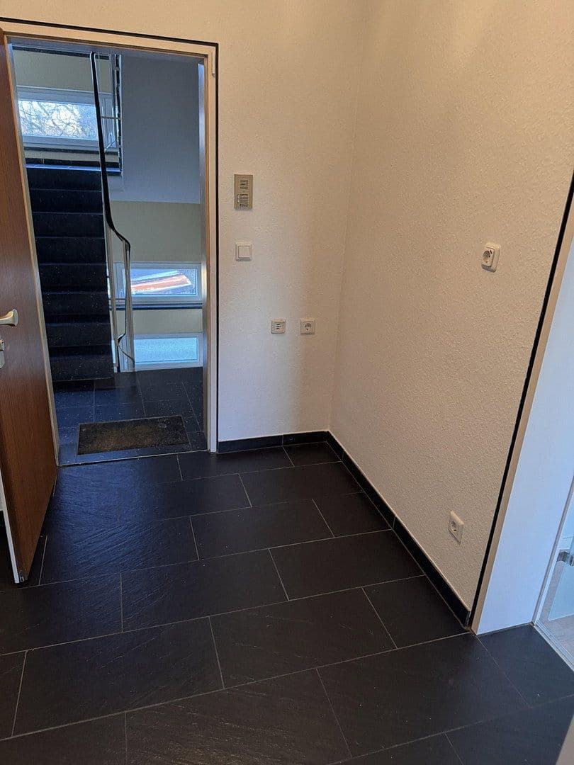 Prenájom bytu 2-izbový 55 m², Laufamholzstrasse 288, Nürnberg, Bavorsko Prenájom bytu 2-izbový 55 m², Laufamholzstrasse 288, Nürnberg, Bavorsko