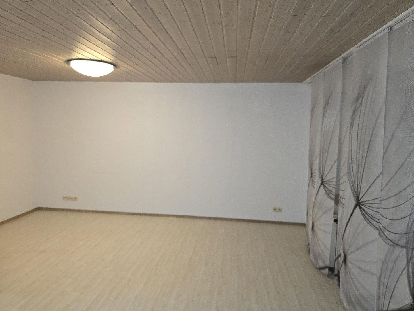 Prenájom bytu 2-izbový 62 m², Stuttgarter Strasse 40, Böblingen, Bádensko-Wurttembersko Prenájom bytu 2-izbový 62 m², Stuttgarter Strasse 40, Böblingen, Bádensko-Wurttembersko
