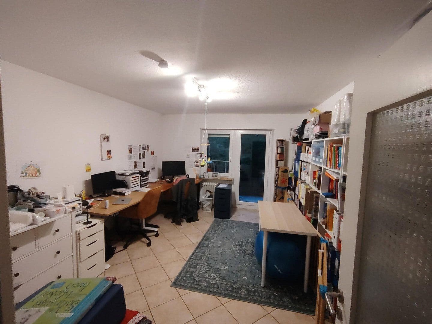Prenájom bytu 3-izbový 83 m², Karlsruhe, Bádensko-Wurttembersko Prenájom bytu 3-izbový 83 m², Karlsruhe, Bádensko-Wurttembersko