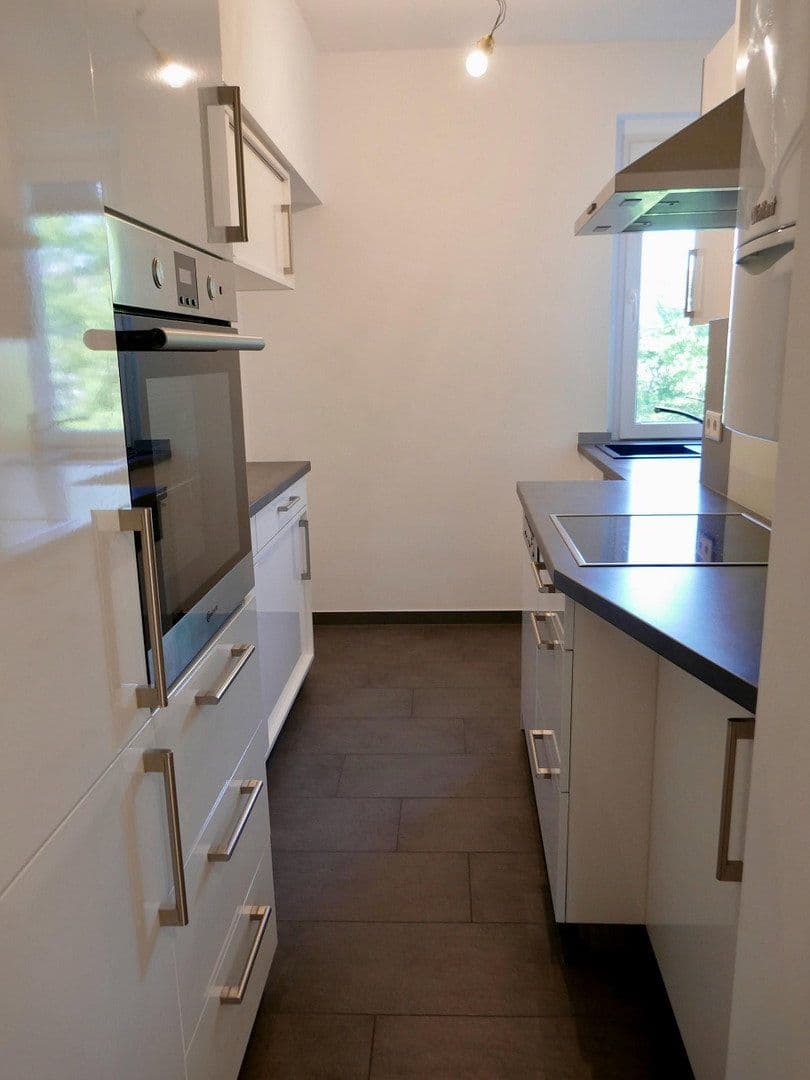 Predaj bytu 3-izbový 78 m², Merowingerstrasse 64, Düsseldorf, Severné Porýnie - Westfálsko Predaj bytu 3-izbový 78 m², Merowingerstrasse 64, Düsseldorf, Severné Porýnie - Westfálsko