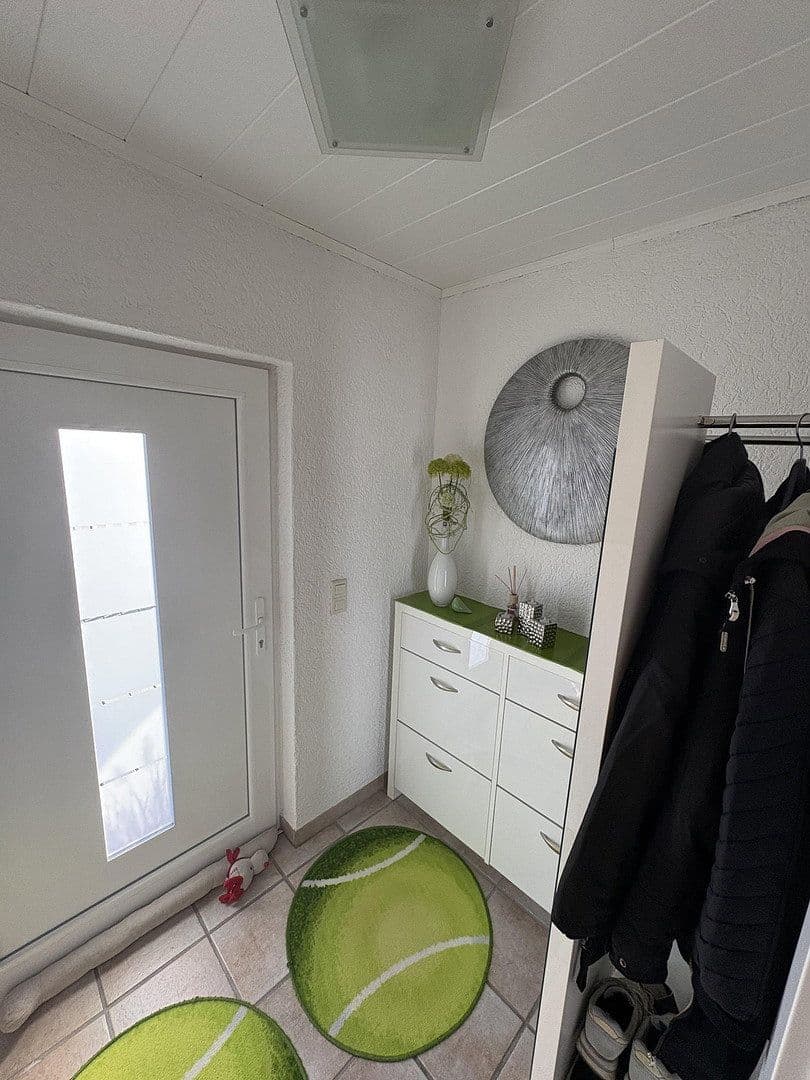 Predaj domu 133 m², pozemek 730 m², Kugelbergweg 5, Beratzhausen, Bavorsko Predaj domu 133 m², pozemek 730 m², Kugelbergweg 5, Beratzhausen, Bavorsko