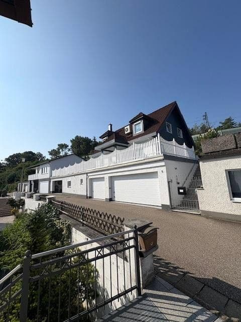 Predaj domu 133 m², pozemek 730 m², Kugelbergweg 5, Beratzhausen, Bavorsko Predaj domu 133 m², pozemek 730 m², Kugelbergweg 5, Beratzhausen, Bavorsko