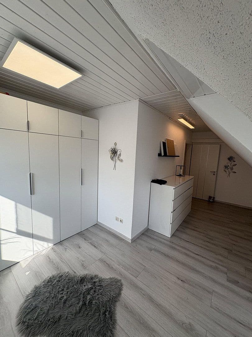 Predaj domu 133 m², pozemek 730 m², Kugelbergweg 5, Beratzhausen, Bavorsko Predaj domu 133 m², pozemek 730 m², Kugelbergweg 5, Beratzhausen, Bavorsko