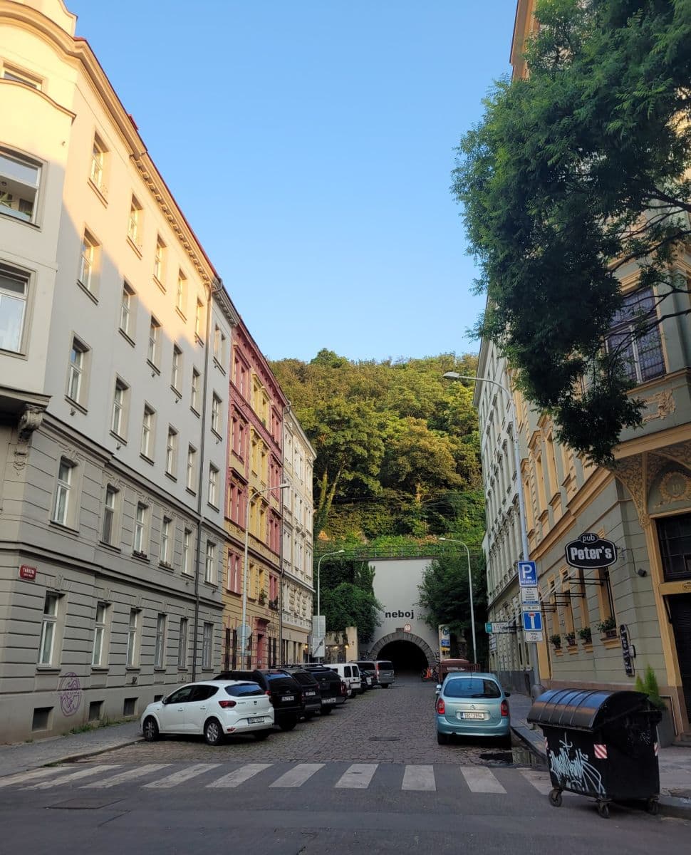 Prenájom bytu 1-izbový 38 m², Thámova, Praha, Praha Prenájom bytu 1-izbový 38 m², Thámova, Praha, Praha