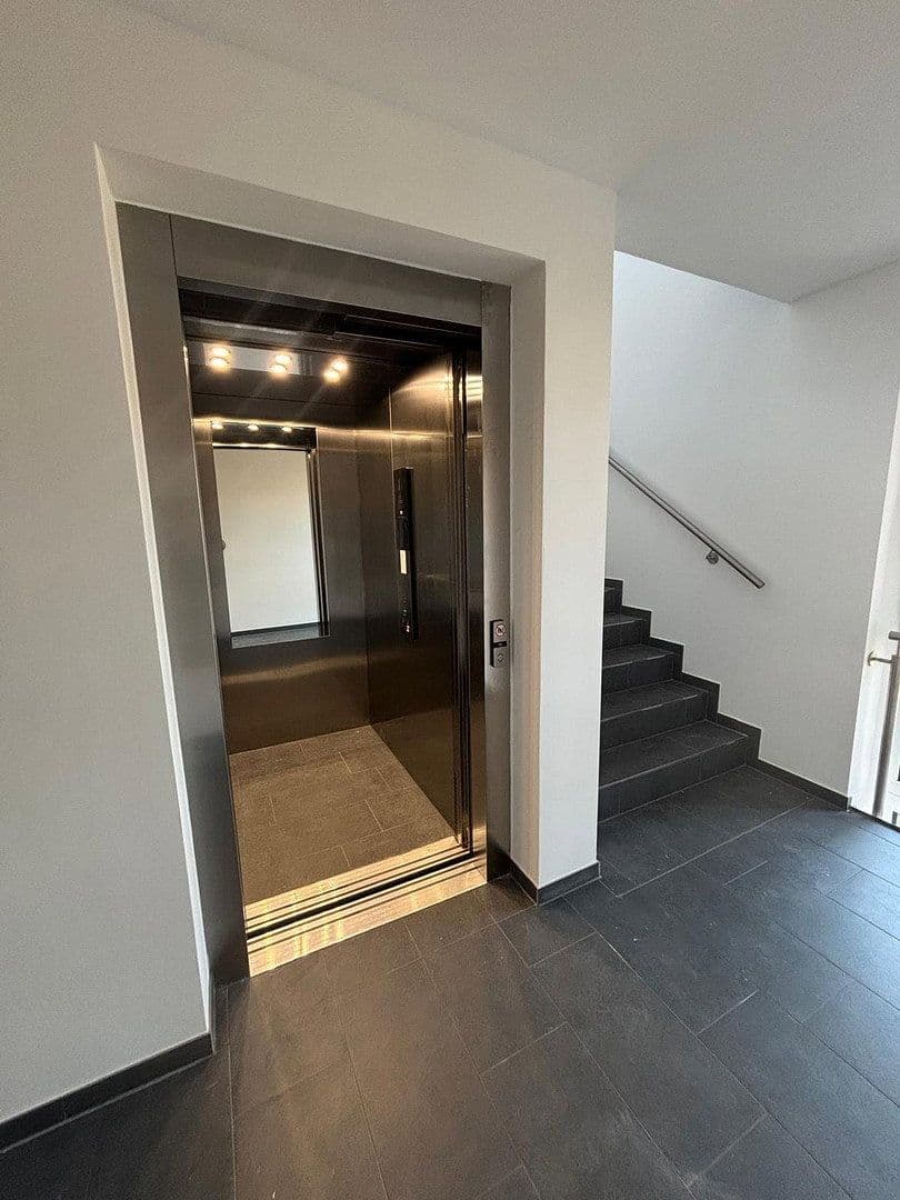 Prenájom bytu 3-izbový 98 m², Kiebitzweg, Haste, Dolné Sasko Prenájom bytu 3-izbový 98 m², Kiebitzweg, Haste, Dolné Sasko