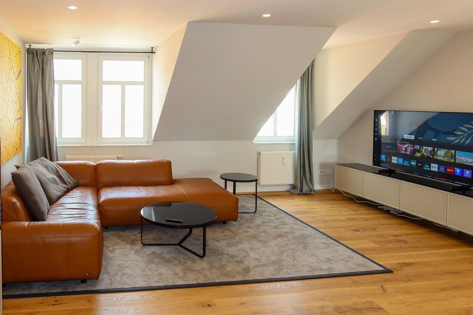 Prenájom bytu 3-izbový 90 m², Zwickau, Sasko Prenájom bytu 3-izbový 90 m², Zwickau, Sasko