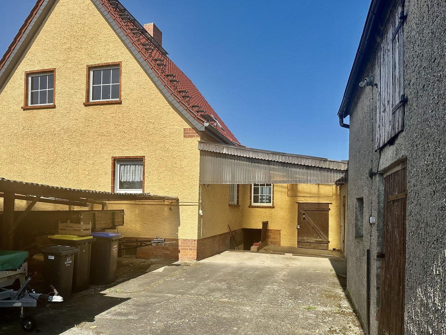Predaj domu 132 m², pozemek 1.544 m², Predätzer Weg 2, Burg, Sasko-Anhaltsko Predaj domu 132 m², pozemek 1.544 m², Predätzer Weg 2, Burg, Sasko-Anhaltsko