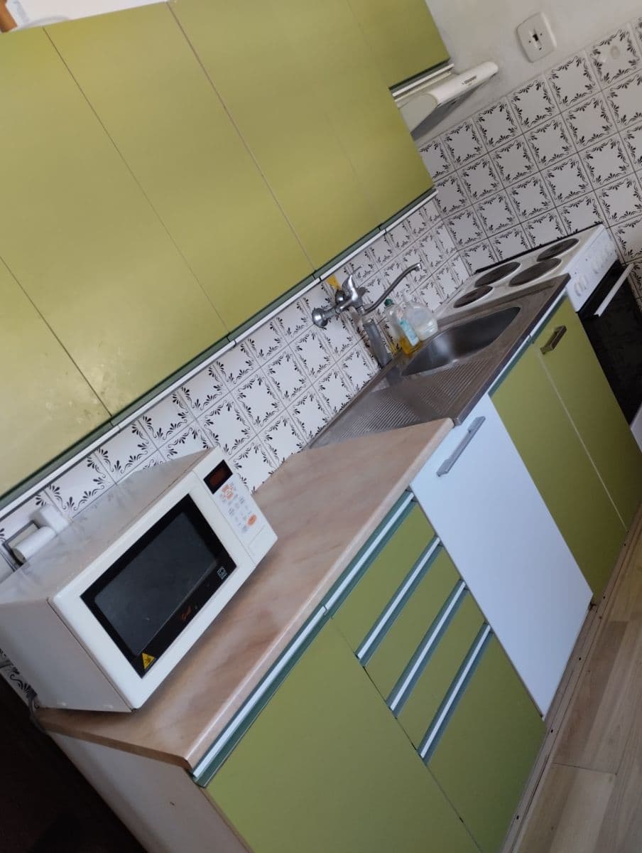 Prenájom bytu 3-izbový 69 m², U Lipek, Jablonné nad Orlicí, Pardubický kraj Prenájom bytu 3-izbový 69 m², U Lipek, Jablonné nad Orlicí, Pardubický kraj