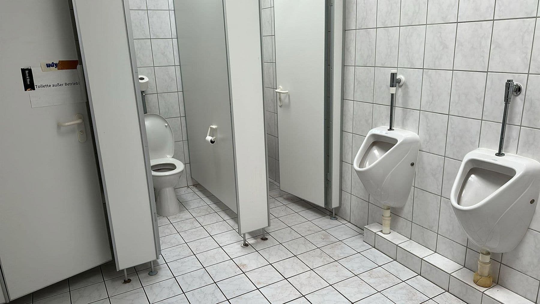 Prenájom nebytového priestoru 16.000 m², Bitcherstr. 6, Vinningen, Porýnie-Falcko Prenájom nebytového priestoru 16.000 m², Bitcherstr. 6, Vinningen, Porýnie-Falcko