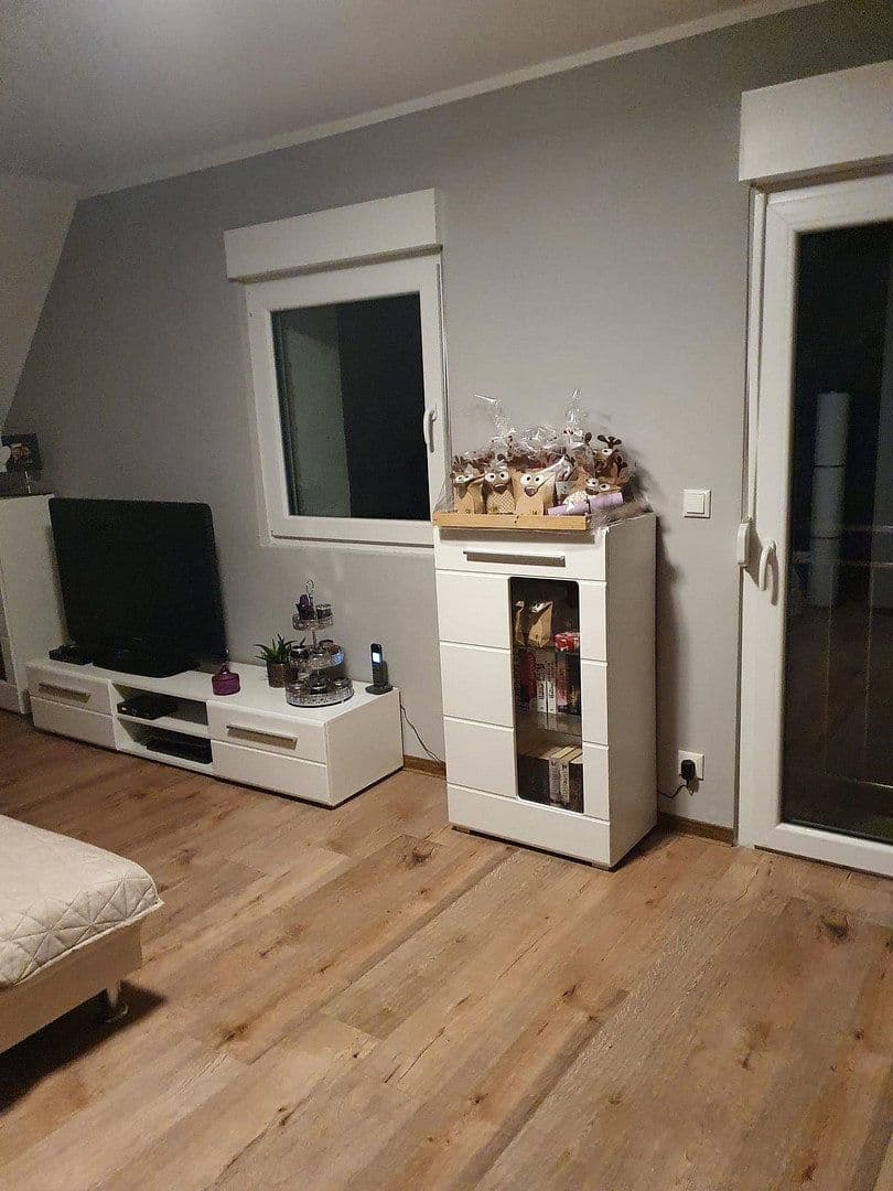 Predaj domu 138 m², pozemek 920 m², Kirchhain, Hesensko Predaj domu 138 m², pozemek 920 m², Kirchhain, Hesensko
