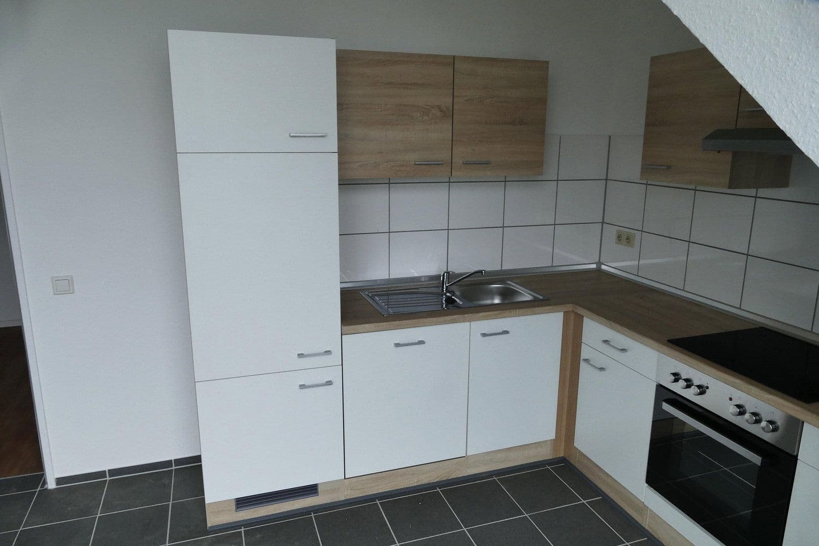 Prenájom bytu 2-izbový 74 m², Plaidt, Porýnie-Falcko Prenájom bytu 2-izbový 74 m², Plaidt, Porýnie-Falcko