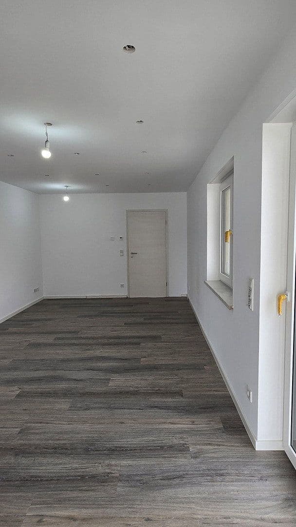 Prenájom bytu 3-izbový 80 m², Römerberg, Porýnie-Falcko Prenájom bytu 3-izbový 80 m², Römerberg, Porýnie-Falcko