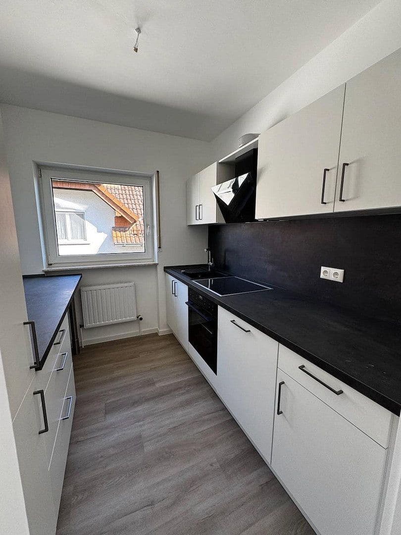 Prenájom bytu 3-izbový 83 m², Dietrich-Bonhoeffer-Str 14, Oberursel (Taunus), Hesensko Prenájom bytu 3-izbový 83 m², Dietrich-Bonhoeffer-Str 14, Oberursel (Taunus), Hesensko