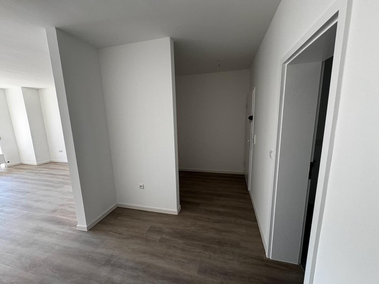 Prenájom bytu 3-izbový 83 m², Dietrich-Bonhoeffer-Str 14, Oberursel (Taunus), Hesensko Prenájom bytu 3-izbový 83 m², Dietrich-Bonhoeffer-Str 14, Oberursel (Taunus), Hesensko