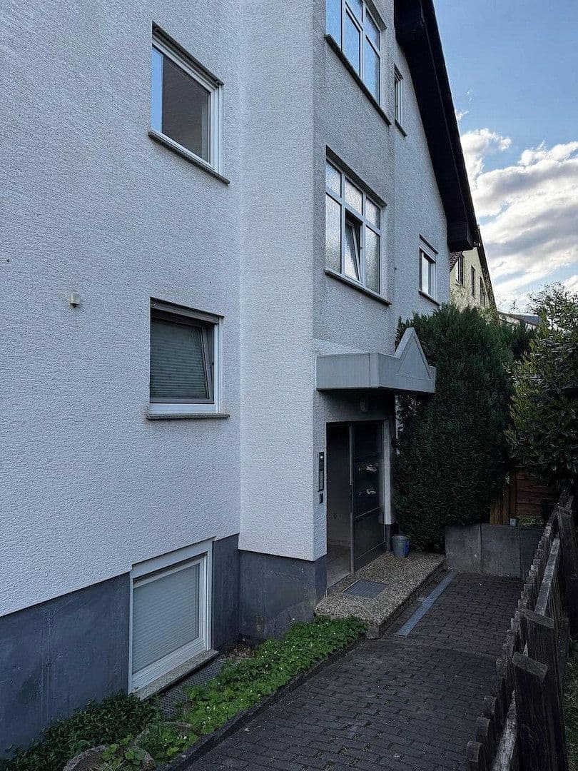 Prenájom bytu 3-izbový 83 m², Dietrich-Bonhoeffer-Str 14, Oberursel (Taunus), Hesensko Prenájom bytu 3-izbový 83 m², Dietrich-Bonhoeffer-Str 14, Oberursel (Taunus), Hesensko