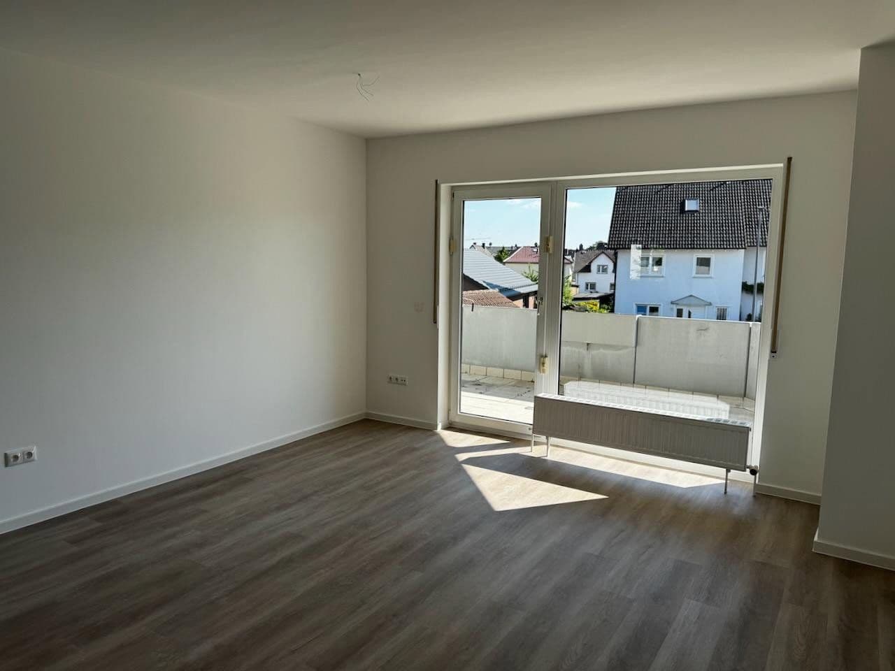 Prenájom bytu 3-izbový 83 m², Dietrich-Bonhoeffer-Str 14, Oberursel (Taunus), Hesensko Prenájom bytu 3-izbový 83 m², Dietrich-Bonhoeffer-Str 14, Oberursel (Taunus), Hesensko